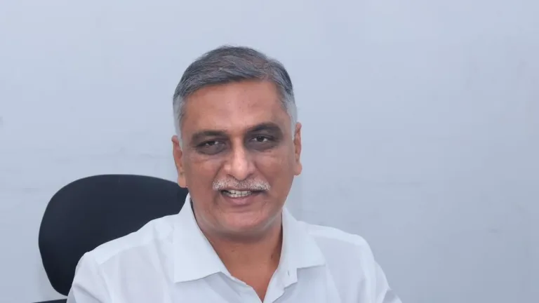 BRS : కళ్యాణలక్ష్మికి 12 ఏళ్లు.. తులం బంగారం దేవుడెరుగు..స్కీం నీరుగార్చొద్దు : హరీశ్ రావు