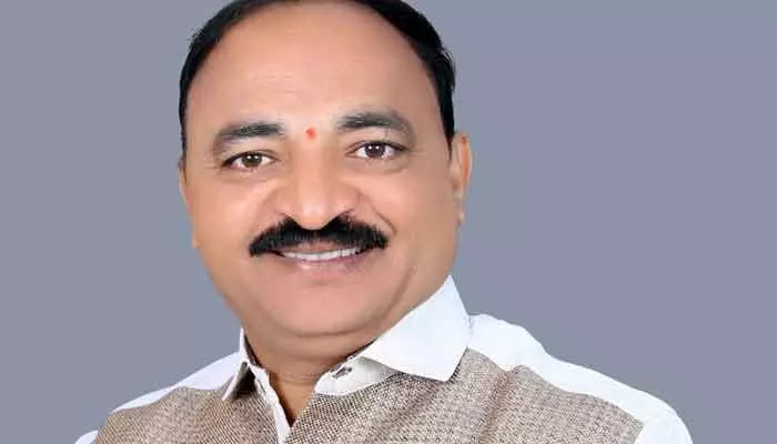 TG : సబ్‌రిజిస్ట్రార్ ఆఫీసుల్లో లంచావతారులు.. ఏసీబీకి ఇలా ఫిర్యాదు చేయండి :  నారగోని ప్రవీణ్