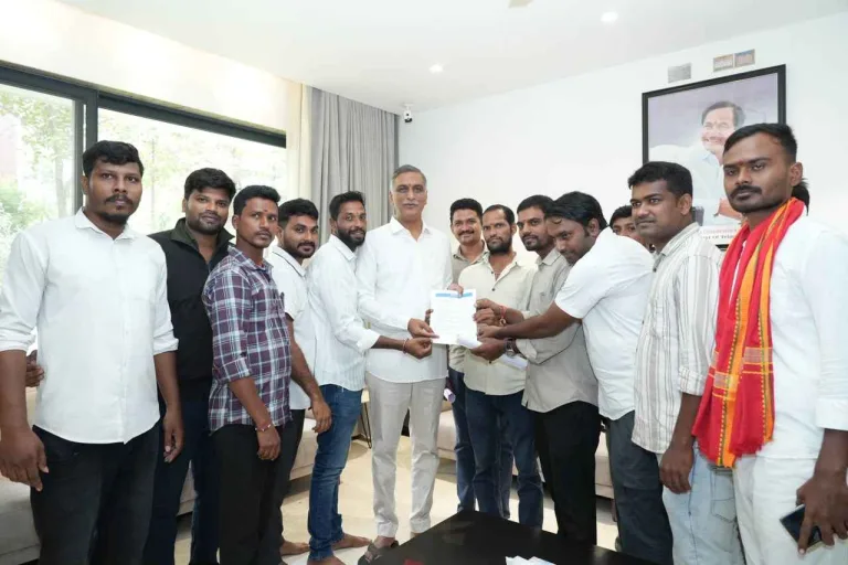 నిరుద్యోగ యువతను రేవంత్ సర్కార్ మోసం చేసింది- హరీశ్ రావు