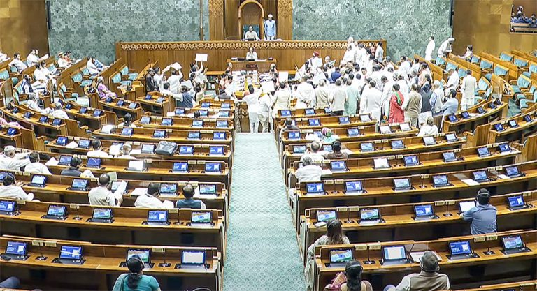 Parliament : పేపర్ లీకేజీలకు చెక్..సవరణ బిల్లు రెడీ చేసిన కేంద్రం