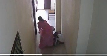 Crime :  కత్తితో కిరాతకంగా అత్తపై దాడి చేసిన కోడలు.. వీడియో వైరల్!