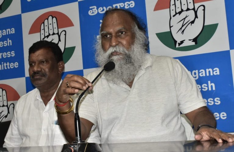 కాళేశ్వరం రచ్చ: కేసీఆర్, హరీశ్‌రావు క్షమాపణ చెప్పాలి.. జగ్గారెడ్డి డిమాండ్!