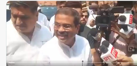 Dharmendra Pradhan : పార్లమెంట్కు మాజీ మంత్రి.. ‘జిందాబాద్’లతో ఘనస్వాగతం