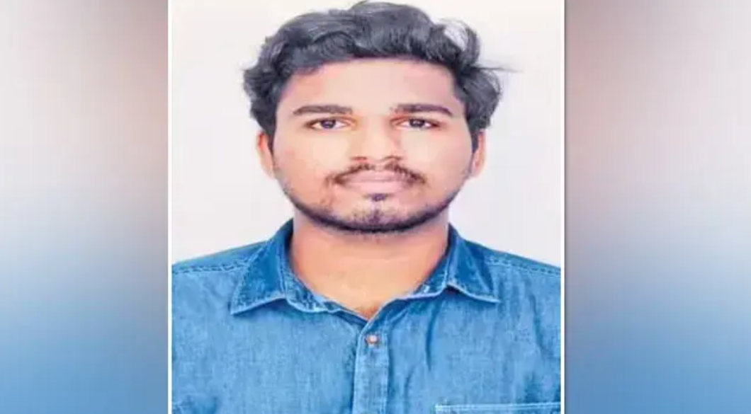 AP: పిఠాపురం కుర్రాడి ఘనత.. రూ.1.06 కోట్ల ప్యాకేజీతో ఉద్యోగం!