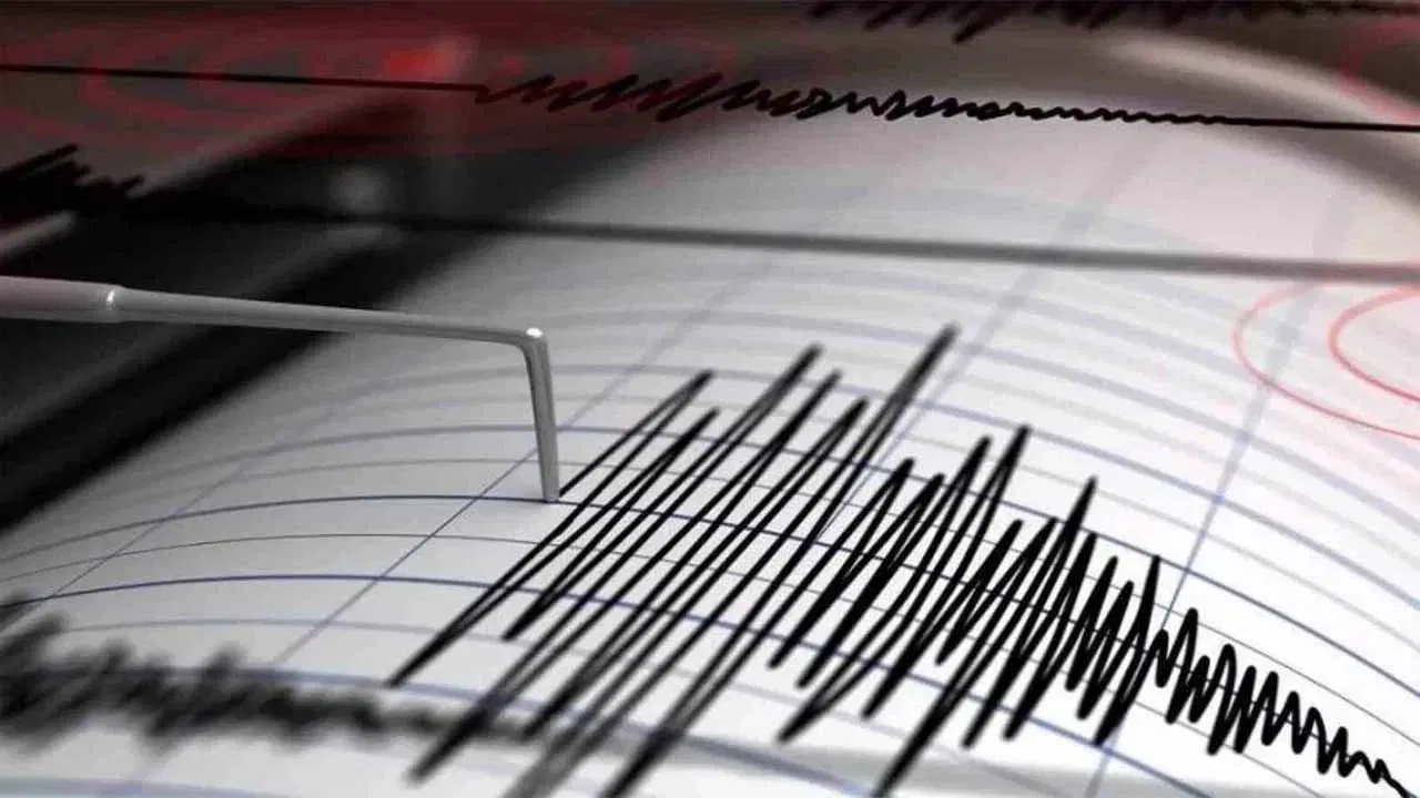 Earthquake: విశాఖలో పలుచోట్ల భూప్రకంపనలు!