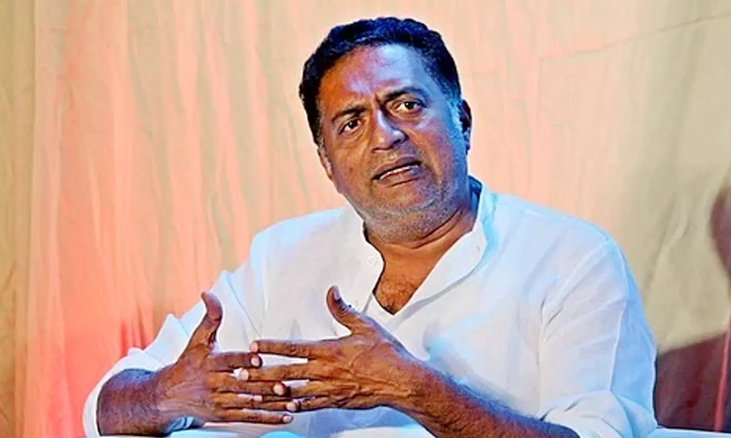 PrakajRaJ : యువరాజును ప్రశ్నిస్తే దేశద్రోహమేనా? వెరీగుడ్.. ప్రకాశ్ రాజ్ సంచలనం!