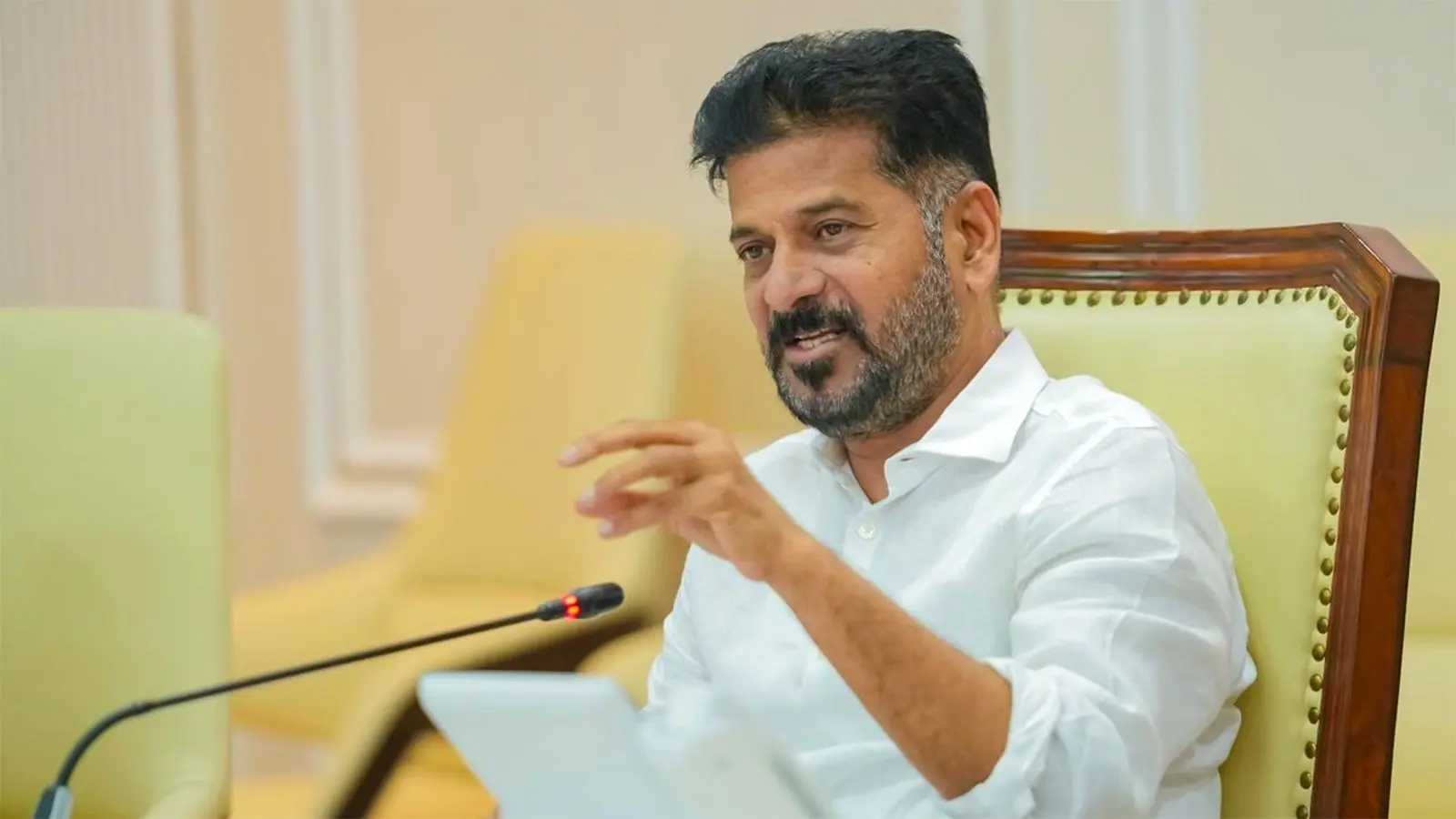 పారదర్శక పాలనకు సీఎం శ్రీకారం.. డిజిటల్ గవర్నెన్స్‌కు గ్రీన్ సిగ్నల్!..