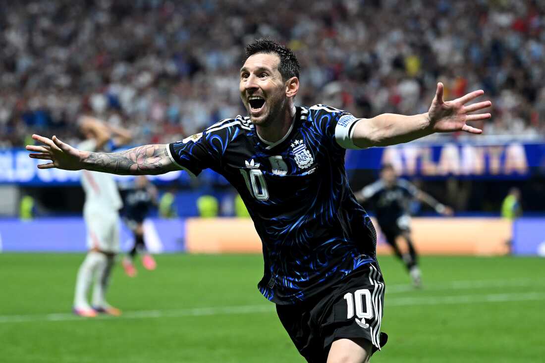 Messi :  ఒక శకం ముగిసింది.. అంతర్జాతీయ ఫుట్‌బాల్‌కు మెస్సీ వీడ్కోలు!