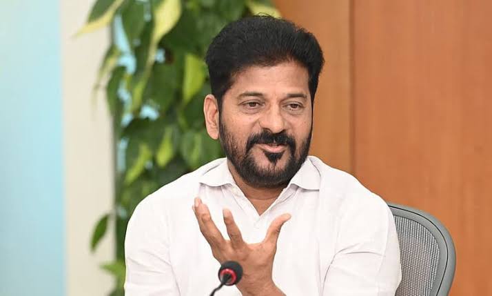 Congress : నన్ను దెబ్బతీయడానికి కుట్రలు చేస్తున్నారు : సీఎం రేవంత్