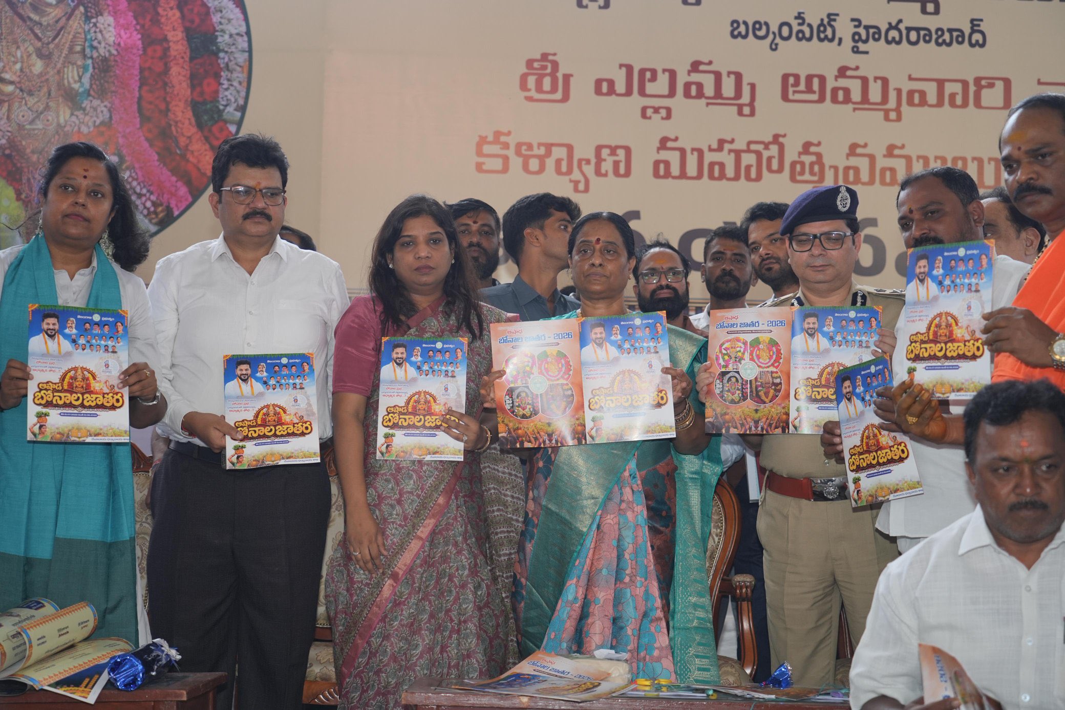 Konda Sureka : మరో వివాదంలో మంత్రి కొండా.. ప్రోటోకాల్ రగడ!