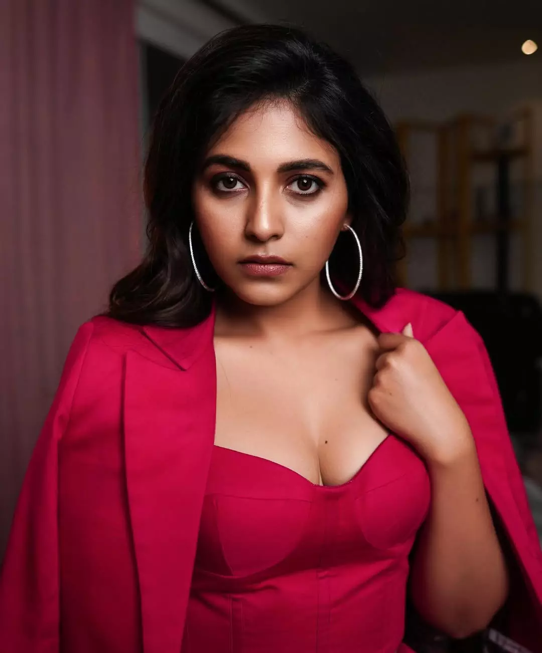 Heroine Anjali: నాలుగేళ్ల ప్రేమ‌.. ఆ దెబ్బతో వ‌దిలేశారు..!