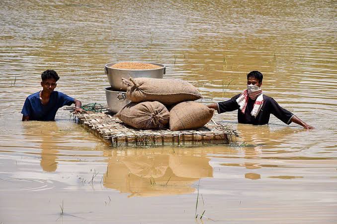 Floods :  అస్సాంలో జలవిలయం.. 66  మంది దుర్మరణం