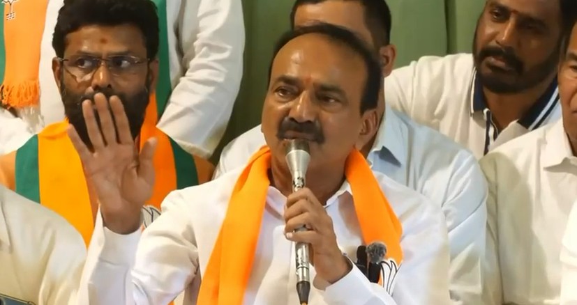 'రూ.లక్ష కోట్లు తిన్నామా..? రేవంత్‌రెడ్డికి బుద్ధి ఉండాలి..' ఈటల ఘాటు వ్యాఖ్యలు
