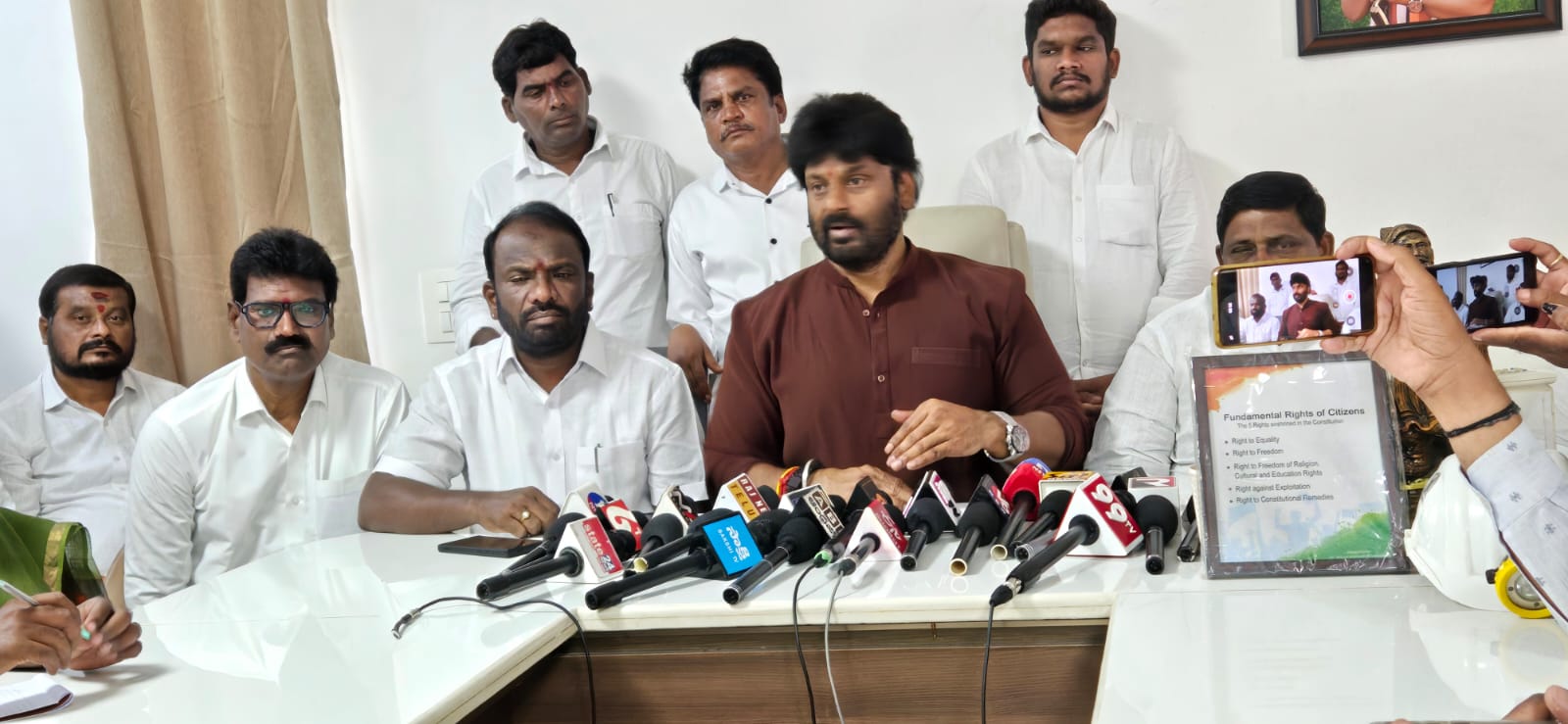 congress: అబద్ధపు ప్రచారాలతో ప్రజలను మోసం చేయలేరు!..