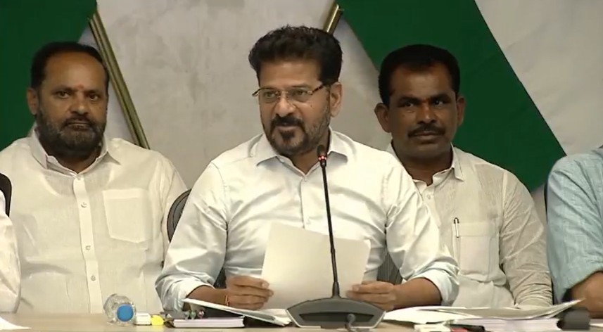 రిటైర్డ్ ఇంజనీర్లను జైల్లో పెట్టకపోవడమే నా తప్పు: హరీశ్ రావు విమర్శలపై సీఎం రేవంత్ రెడ్డి కౌంటర్