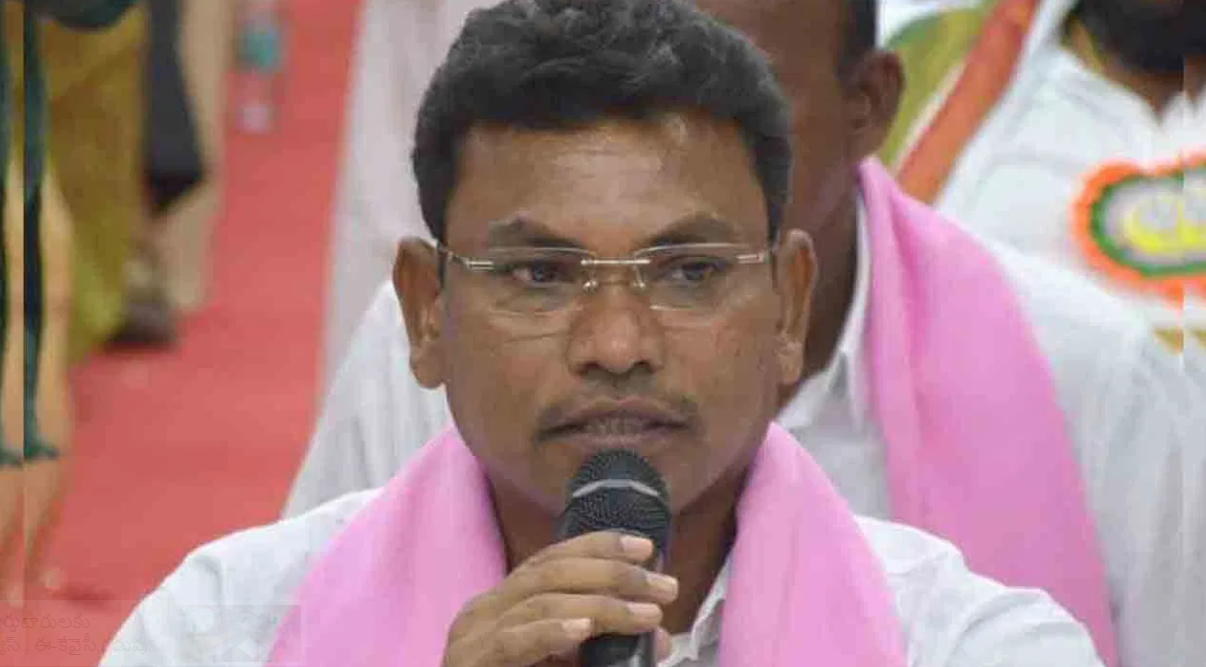HYD: బీఆర్ఎస్ మాజీ ఎమ్మెల్యే రేగా కాంతారావుపై లైంగిక వేధింపుల కేసు నమోదు!