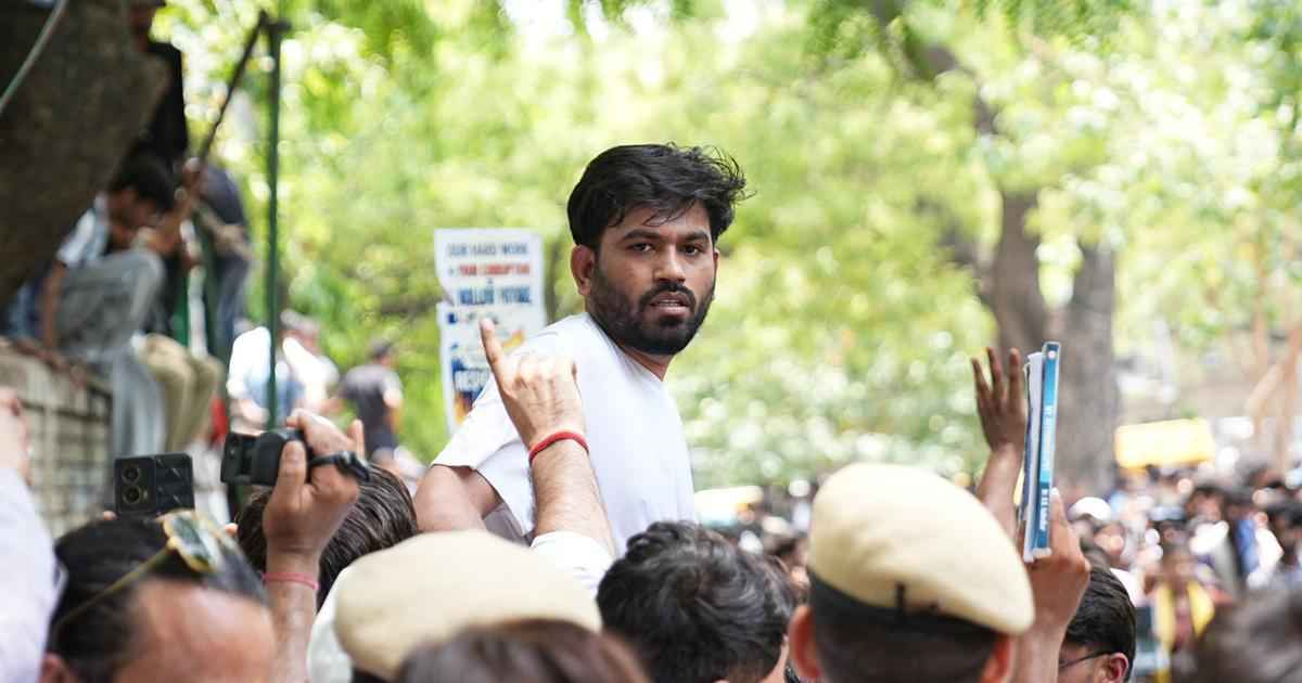 Cockroach Janata Party: చర్చలకు సిద్ధమే.. కానీ.. బొద్దంకల కొత్త డిమాండ్ ఇదే
