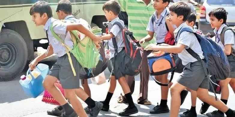 Private Schools: ప్రైవేట్ స్కూల్స్కు సర్కార్ షాక్.. ఫీజులపై కొత్త రూల్
