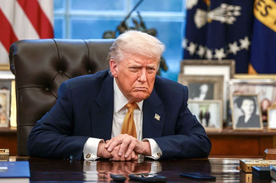 USA vs Iran: ఆరు నెలల యుద్ధానికి బ్రేక్?.. ఇరాన్పై దాడులు ఆపేసిన ట్రంప్!